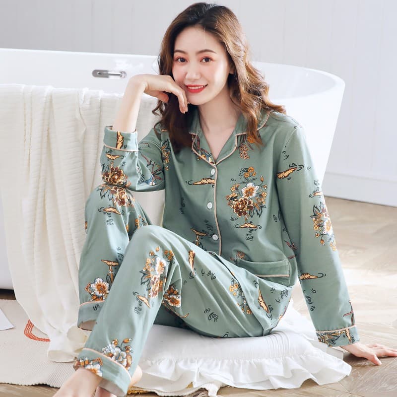 Women's Spring and Autumn Long-Sleeved Pajamas for Middle-Aged Mothers, Plus Size Homewear Set, Suitable for Outdoor Wear