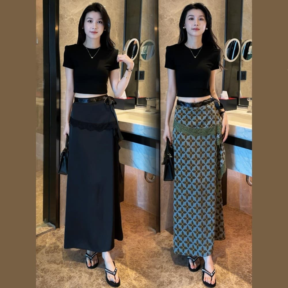 Fashion suit skirt for women 2026 summer fashionable design T-shirt diamond lace edge slit skirt two-piece set