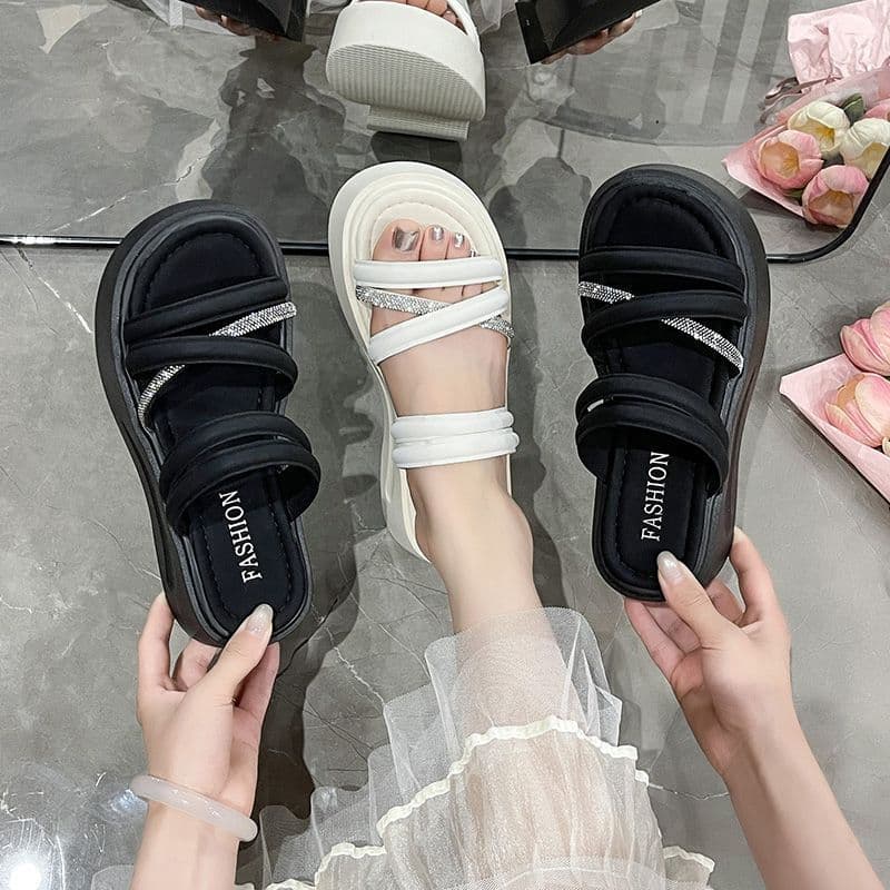 Crystal Beach Flat Sandals for Women Summer 2025 New Style Platform Thick Sole Heightening Casual Versatile Slippers