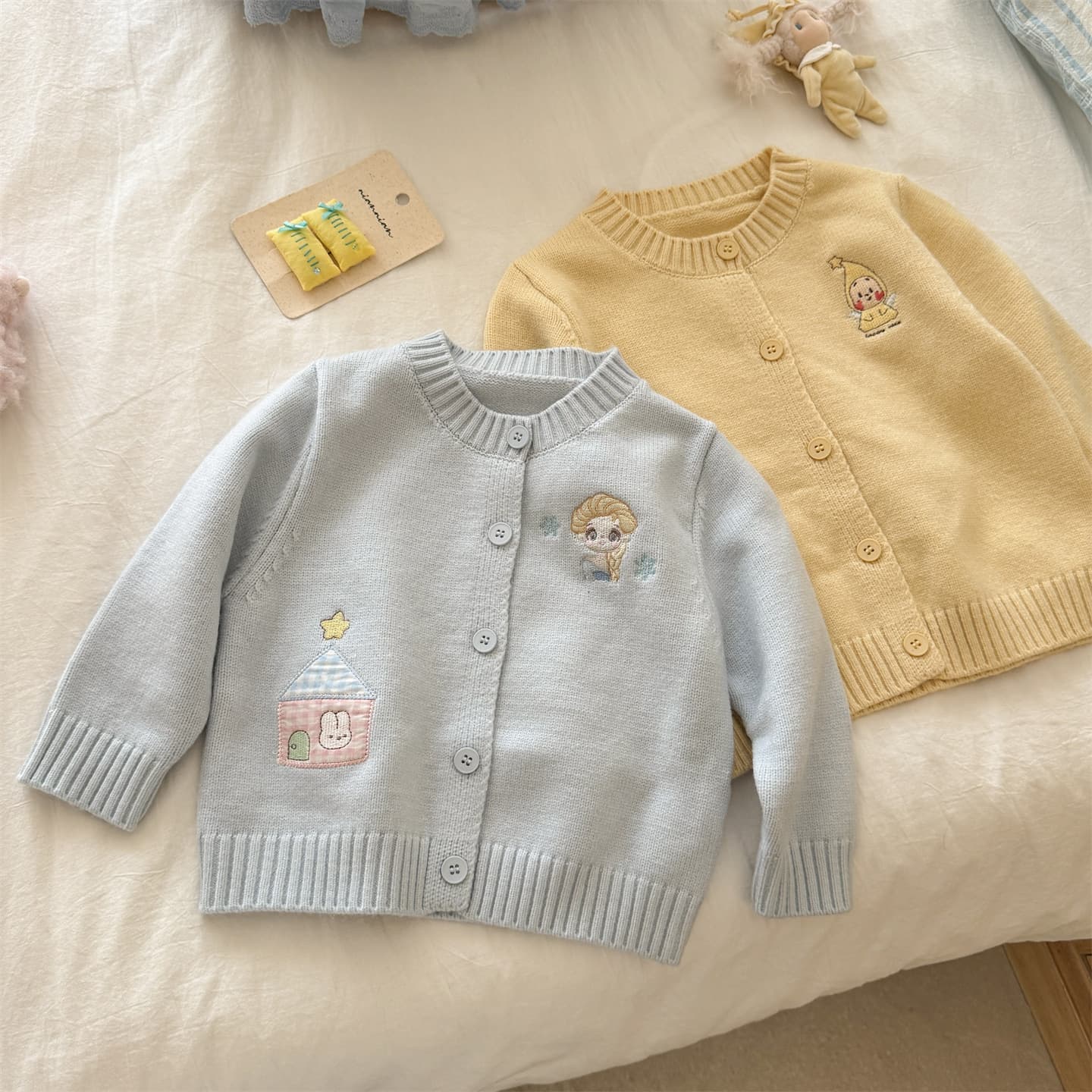 Girls Knit Cardigan Fall 2026 New Kids Jacket Little Girl Super Cute Dopamine Yellow Sweater