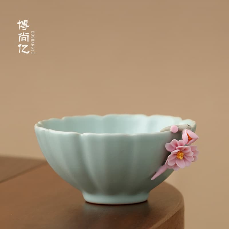 Ru Kiln Pink Hand-Pinched Flower Tea Cup Ceramic Tasting Cup Single Tea Bowl with Open Crack Design for Master's Cup Single Cup Kung Fu Tea Set