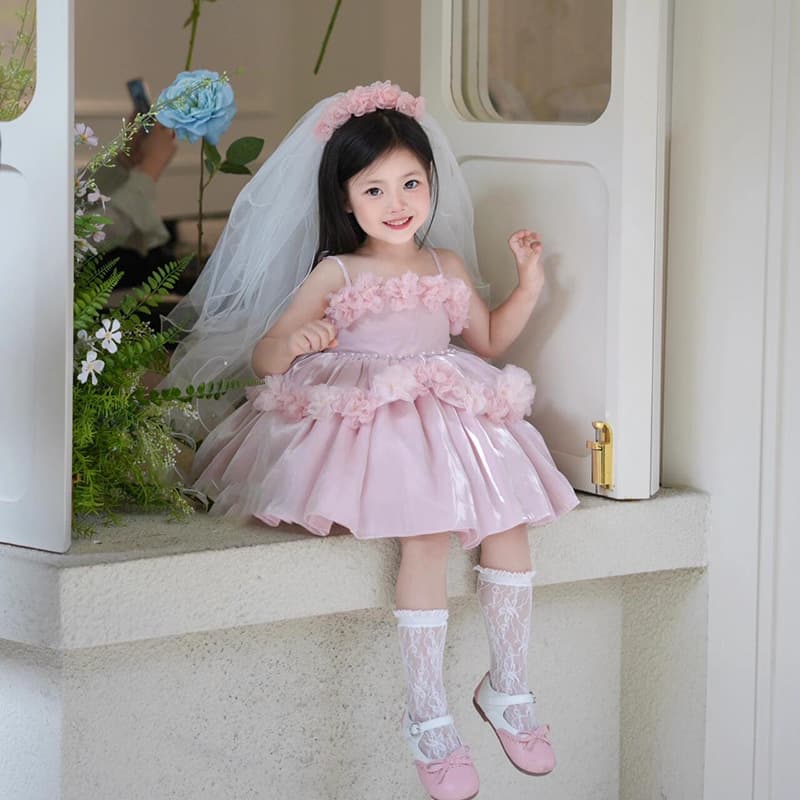 Princess dress girls birthday party one-year-old evening dress 2026 new style beautiful pink high-end flower girl wedding tutu skirt
