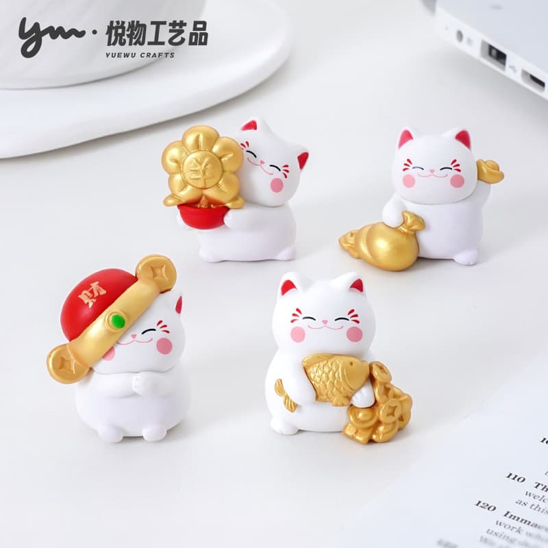 Creative Cute Maneki-neko Doll, DIY Decoration Blind Bag Accessories Miniature Landscape Wealth Desktop Car Ornament