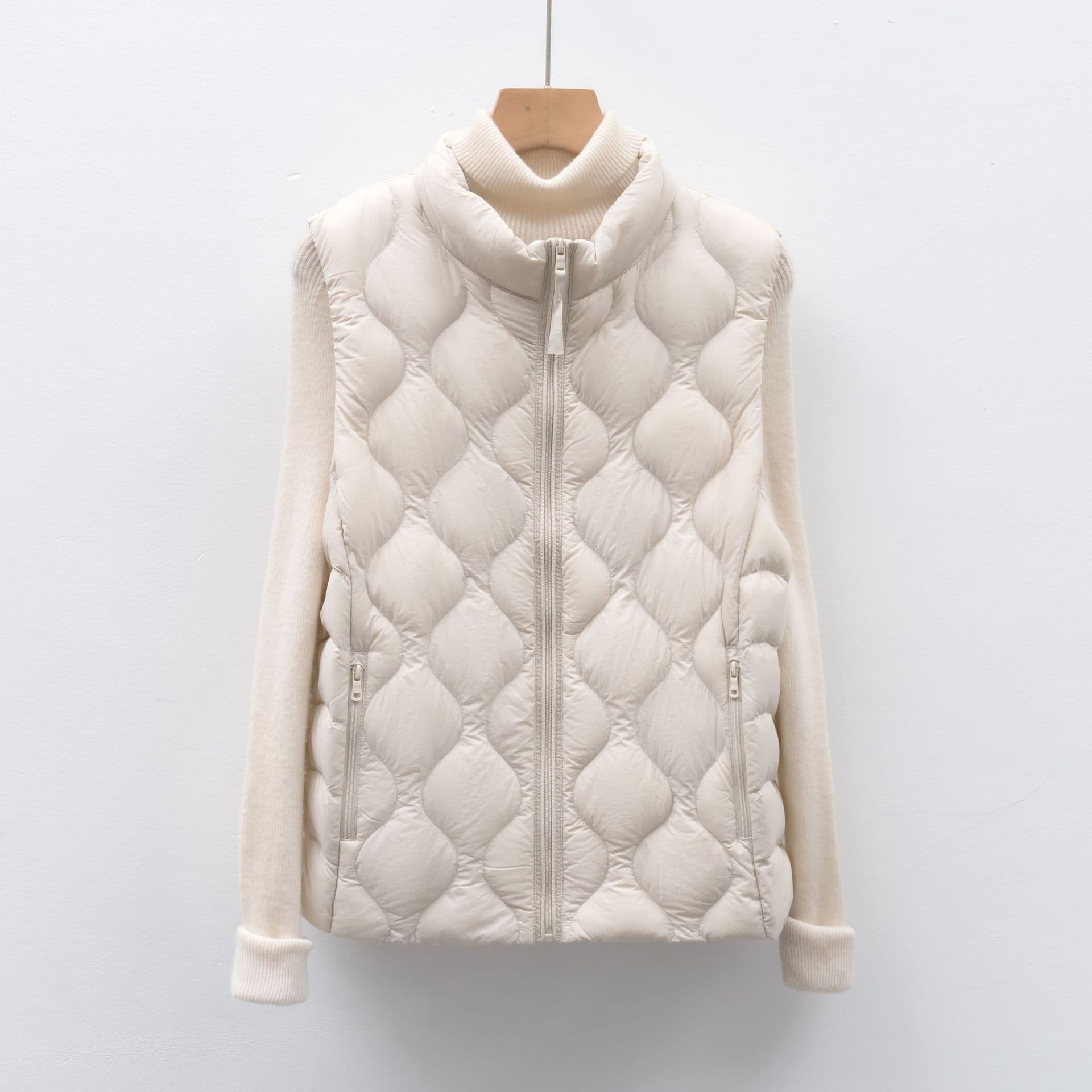 Pinghu Chixin 90% Down New National Standard Women's Autumn/Winter Lightweight Down Jacket Wave Pattern Vest Stand Collar Vest Jacket