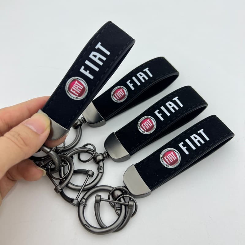 Suitable for GAC Fiat Feixiang Zhiyue 500 keychain Fick Boyue Bravo Iveco suede round buckle