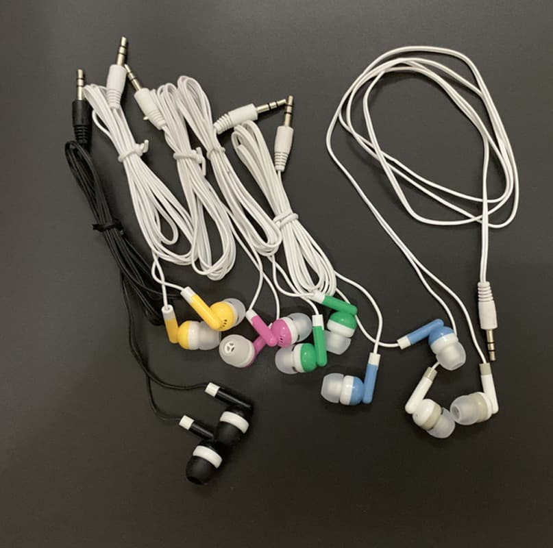 Factory stock colorful headphones in-ear bundled export cheap MP3 MP4 mobile gift cross-border Amazon