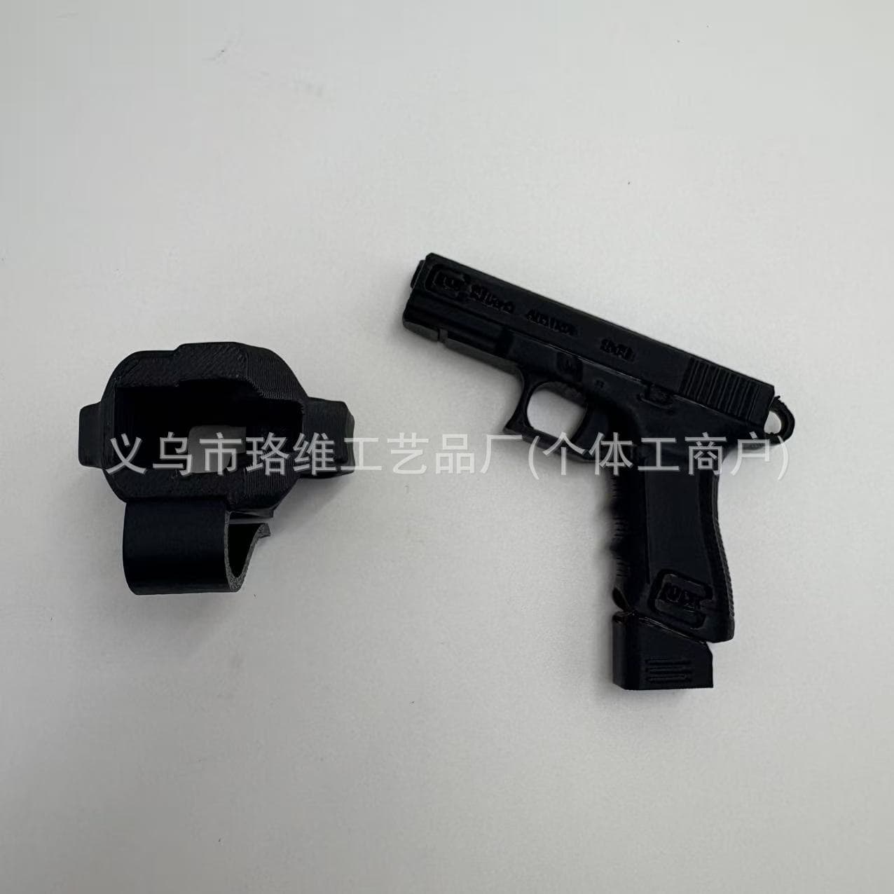 Cross-border Best Seller 3D Printed Pistol Keychain Tactical Style Men's Keychain Creative Gift