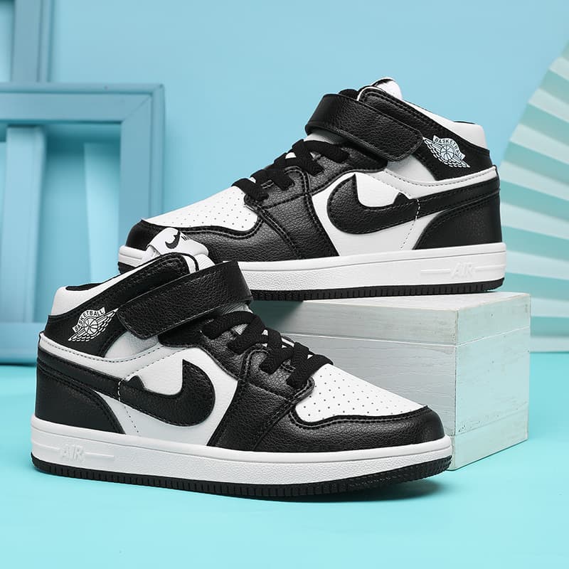 AJ Children's Boys High-Top Air Force 1 Basketball Shoes Anti-Slip Skate Shoes Middle and Big Kids Girls Versatile Sneakers