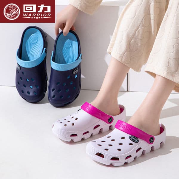 Women's Crocs Slippers Closed Toe Non-Slip Outdoor Beach Simple Multi-Color Options Summer Outdoor Slippers Eva Sandals