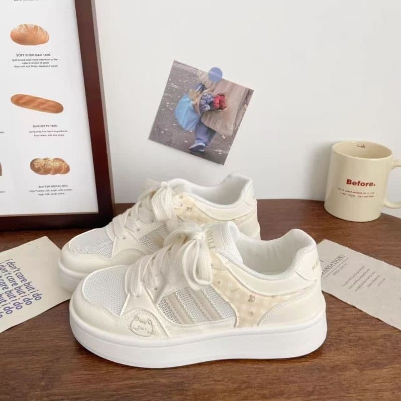 Milk White Mesh Casual Sneakers for Women, Chunky Sole 2026 Summer New Arrival, Chic Niche Design Versatile Sports Student Board Shoes