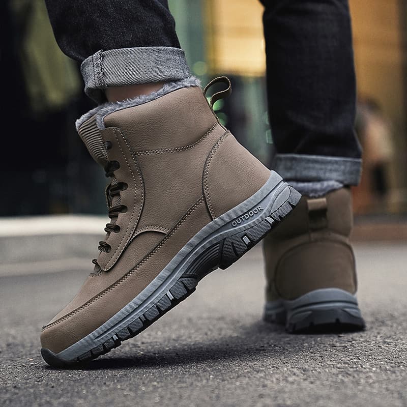 Cotton shoes men's winter snow boots men's hiking shoes plus velvet and thickening to keep warm Northeast large size cotton boots high-top warm shoes