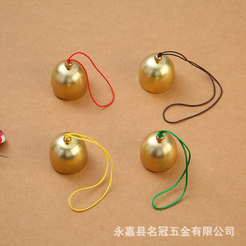 Manufacturer Wholesale 2.8 Alloy Style Brass Bell with Rope and Clapper DIY Bell Accessories Clear Sound