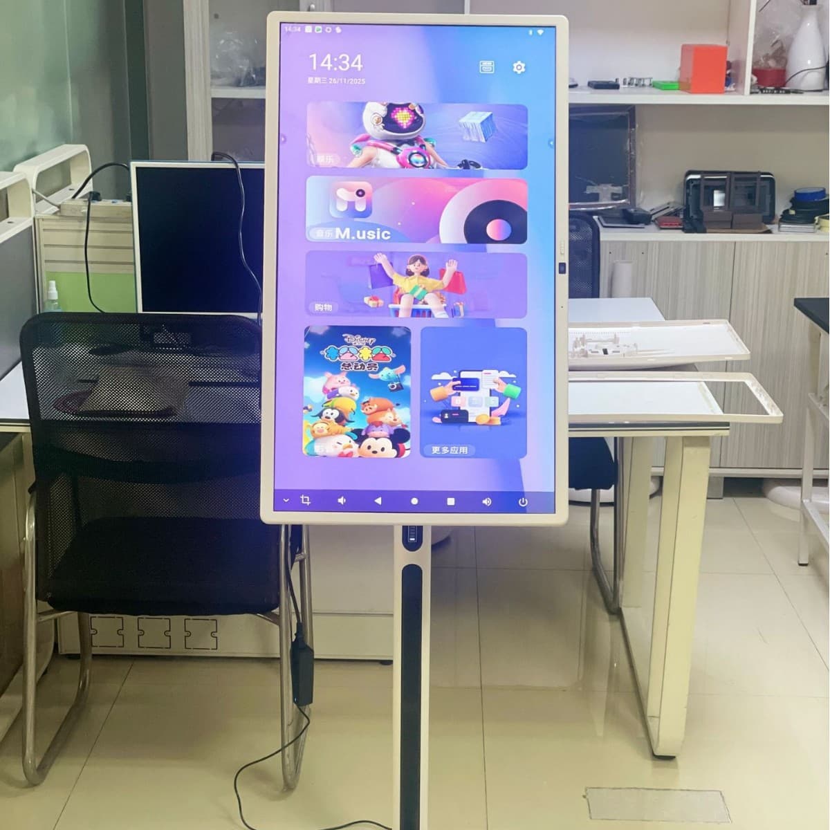 Cross-border e-commerce platform, large-scale live streaming machine, live e-commerce, electronic whiteboard, movie and TV interactive touch query.