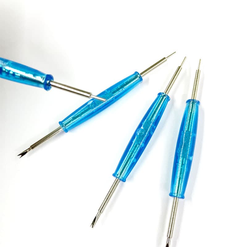 Gift package includes a double-ended watch repair tool, a 1.5mm small screwdriver, a 0.8mm perforated pin, a watch strap adjuster, and watch assembly/disassembly tools.