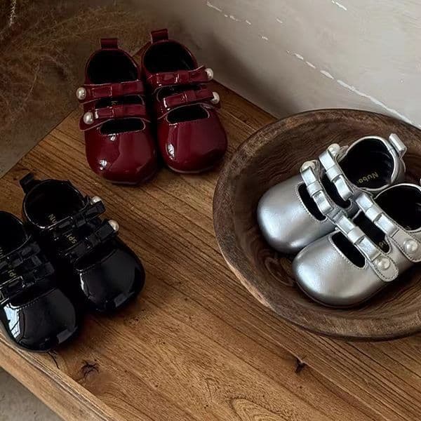 Performance Little Black Shoes for Girls, Autumn 2026 New Style, Toddler Walking Shoes, Children's Leather Shoes, Soft Sole for Baby Girls