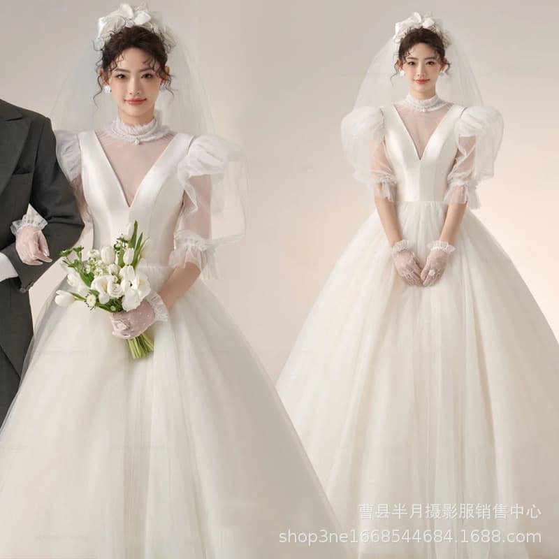 2025 New Photo Studio Exhibition Theme Photography Photo Dress Korean Light Luxury White Gauze Photo Couple Costume
