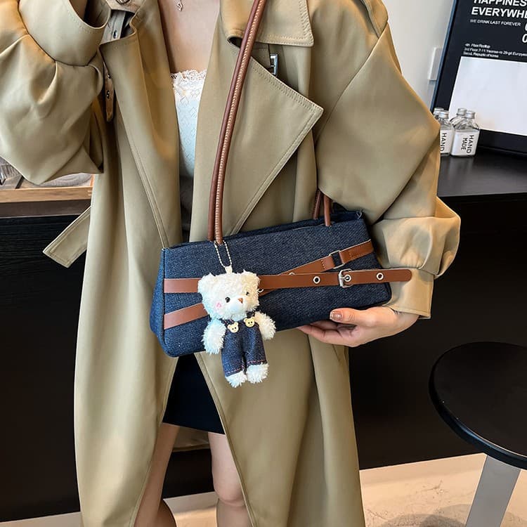 Foreign trade cross-border high-end fashion simple commuter bag women's 2025 new large-capacity shoulder bag handbag