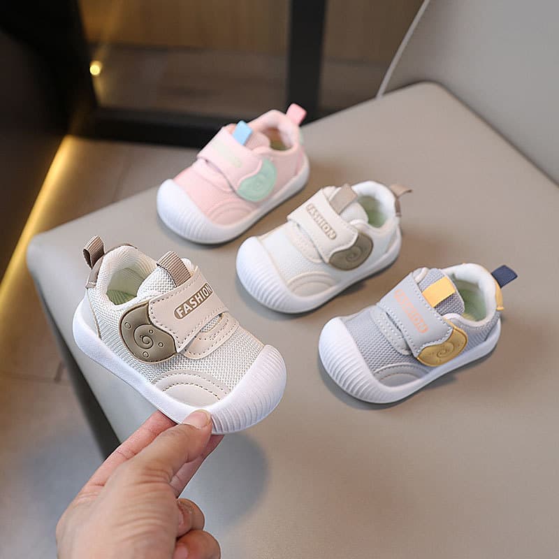 Spring/Autumn Baby Shoes for Boys and Girls 0-1 Year Old, Soft Sole Infant Walking Shoes, Mesh Breathable Toddler Sneakers