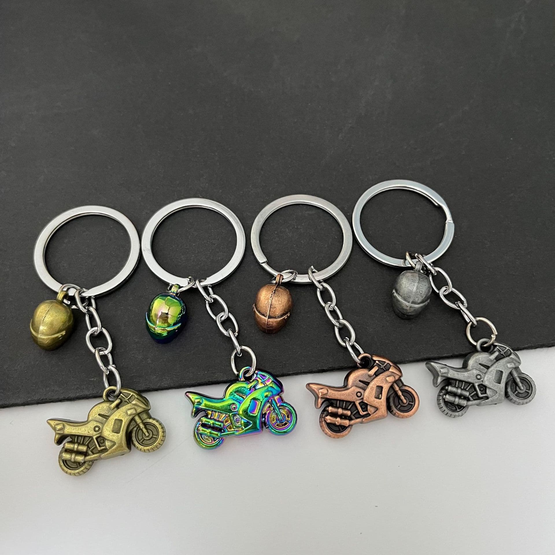 Mini Creative Simulated Motorcycle Ornament Keychain Personalized Harley Heavy Motorcycle Racing Car Keychain