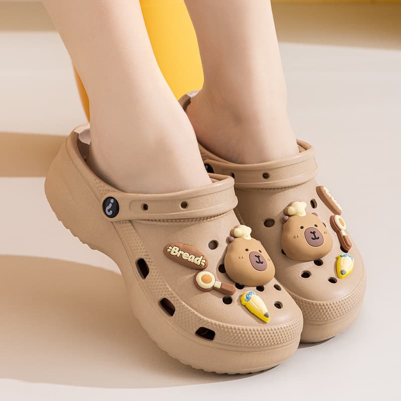 New 2025 EVA Thick Sole Crocs Women Summer Fashion Outdoor Cloud-like Comfort Heightening Beach Anti-slip Sandals