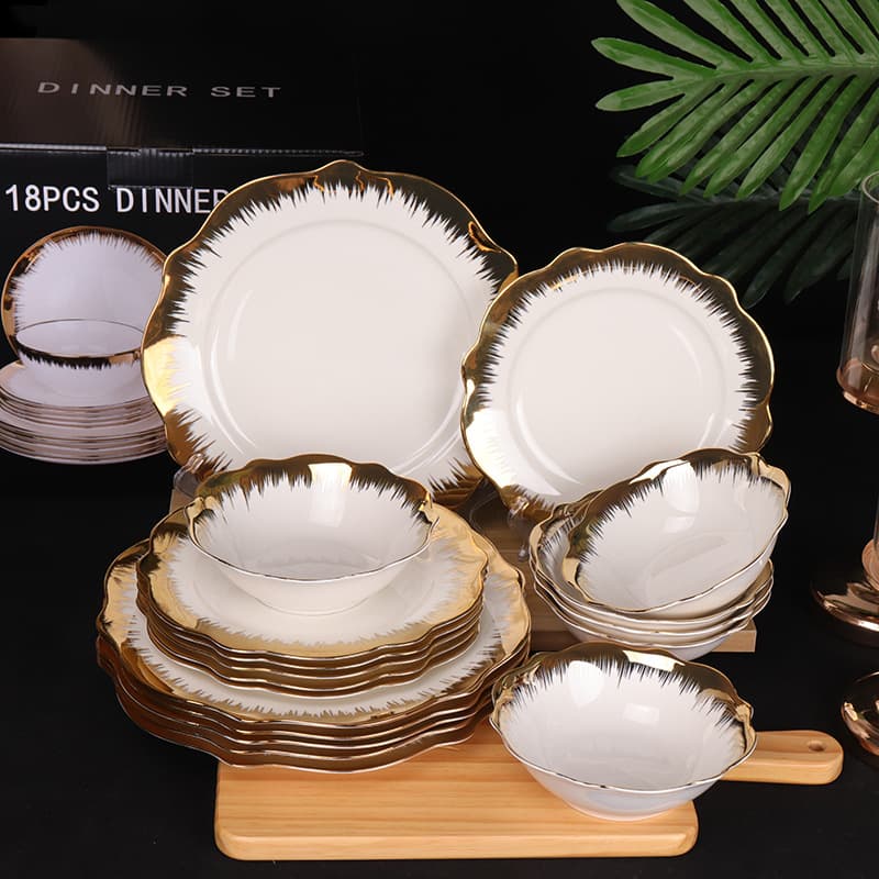 Dishes, hotel wholesale tableware, ceramic electroplated gold-rimmed Western food plates, daily foreign trade tableware, gift box set