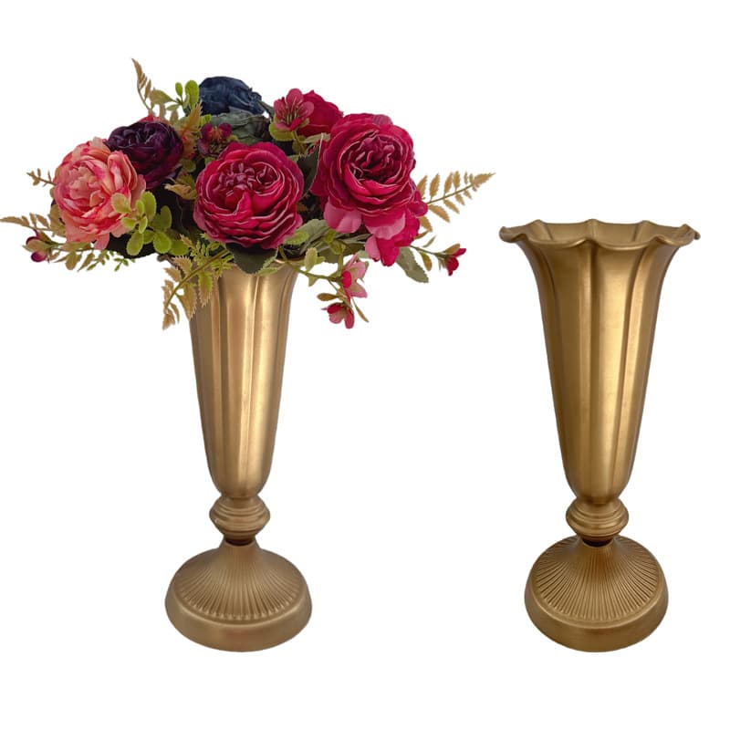 Cross-border classical goblet flower vessel, European-style retro metal vase, high-end ornament, wedding tabletop decoration flower pot