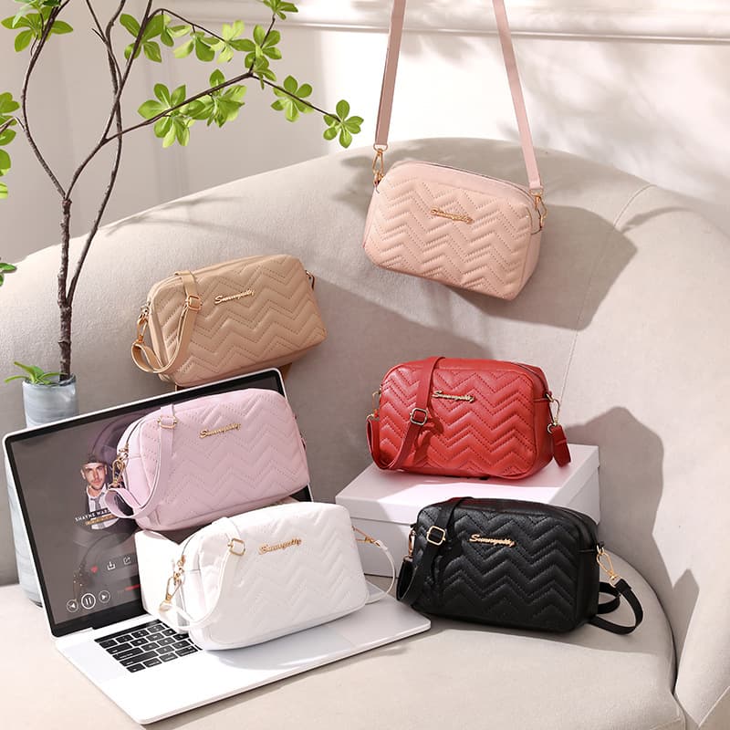 Trendy Small Bag 2024 New Fashion Wave Embroidery Women's Bag Simple Square Bag Shoulder Crossbody Bag Phone Bag