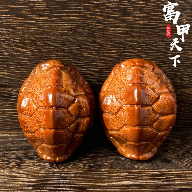 Brazilian olive pit, a treasure of wealth, hand-held, hand-carved, a pair of antique collectibles, suitable for men and women, as a gift.