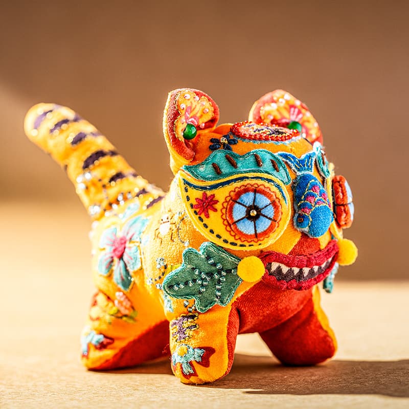 Embroidery DIY Kit Chinese Style Fabric Doll Ornament Handmade Children Tiger Creative Gift