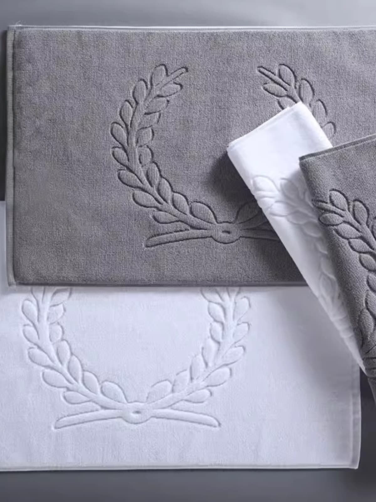 Five-star hotel floor towel cotton bathroom non-slip mat, thickened absorbent foot towel for home use wholesale J^