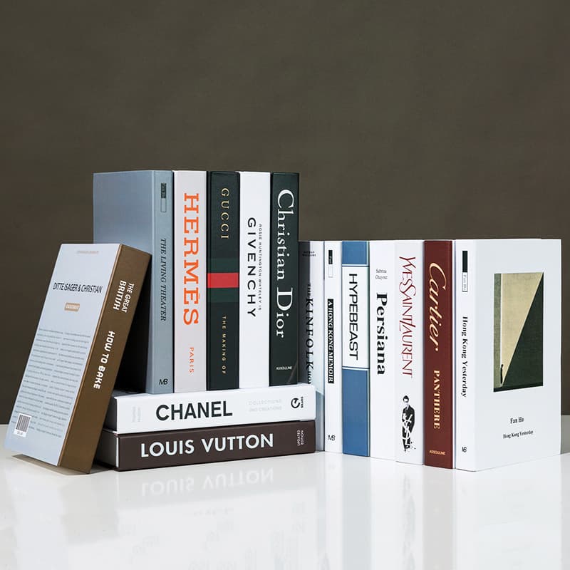 Fake Book Decoration Book Wholesale Nordic Modern English Simulation Book Model Room Home Soft Decoration Ornament Photography Prop