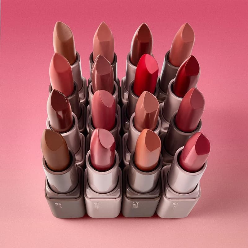 Cross-border MAYBE matte lipstick, 8 colors, matte velvet pigmented lipstick, export beauty cosmetics in stock