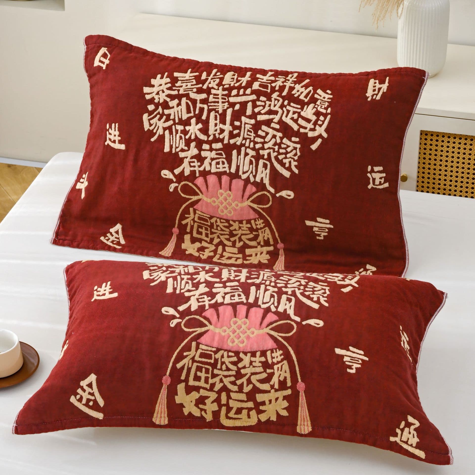 [Preferred] Blessing style pillow cover, multi-layered gauze pure cotton high-end pillow cover, a pair of thickened gift pillow covers