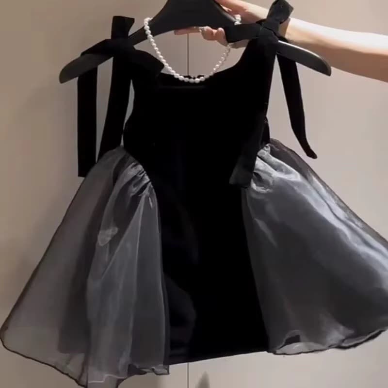 European and American Style Velvet Mesh Girls' Dress with Bow Straps and Short Tutu Skirt for Children's Birthday Photo Shoot Flower Girl Dress