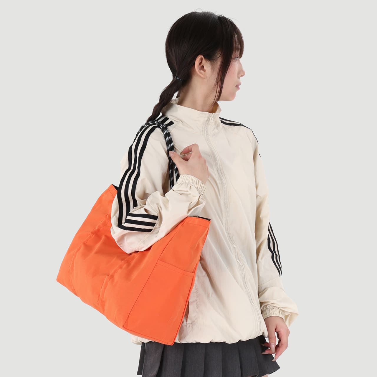 Fashionable, portable and lightweight one-shoulder cloth bag, shoulder bag, yoga bag, sports and leisure tote bag, simple Korean version fitness bag dance