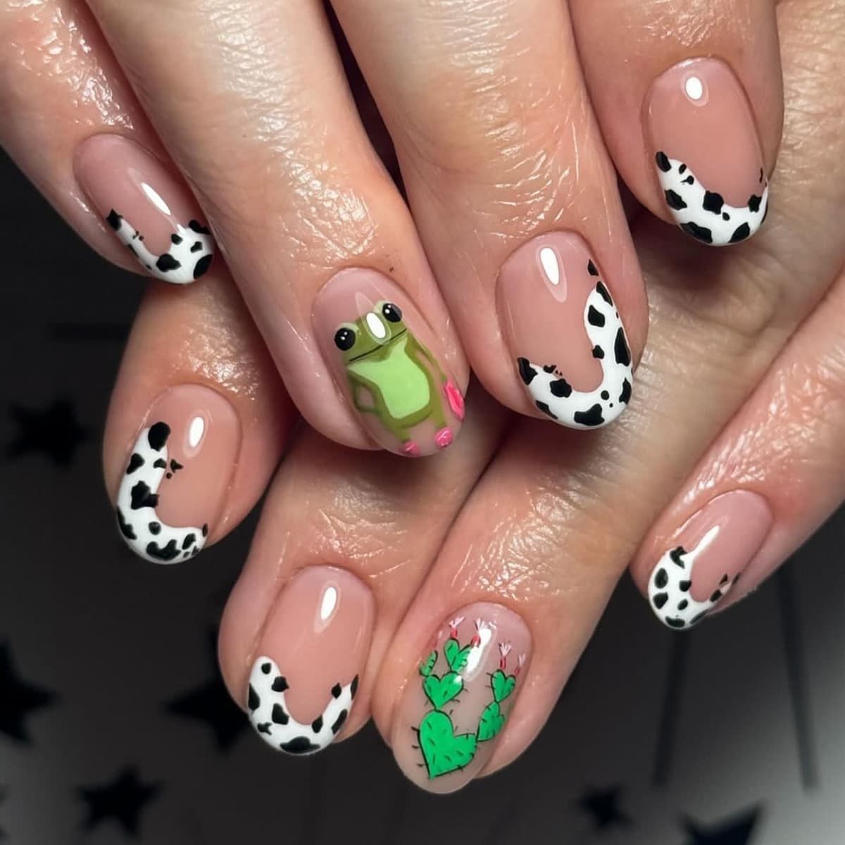 Simple French Spot Manicure Wearable Short Style Foreign Trade Cute Frog Fake Nail Removable Patch Pure Desire