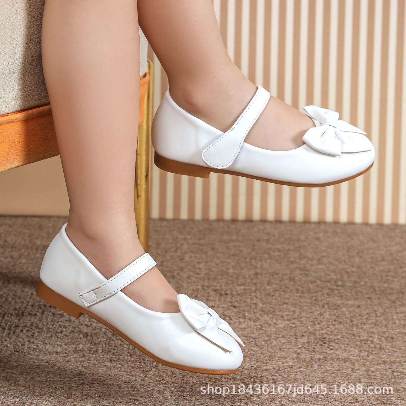 White Girls' Leather Shoes Wholesale, Shallow Mouth, All-Season Flat Kids' Shoes, Baby Girls' Spring and Autumn Shoes