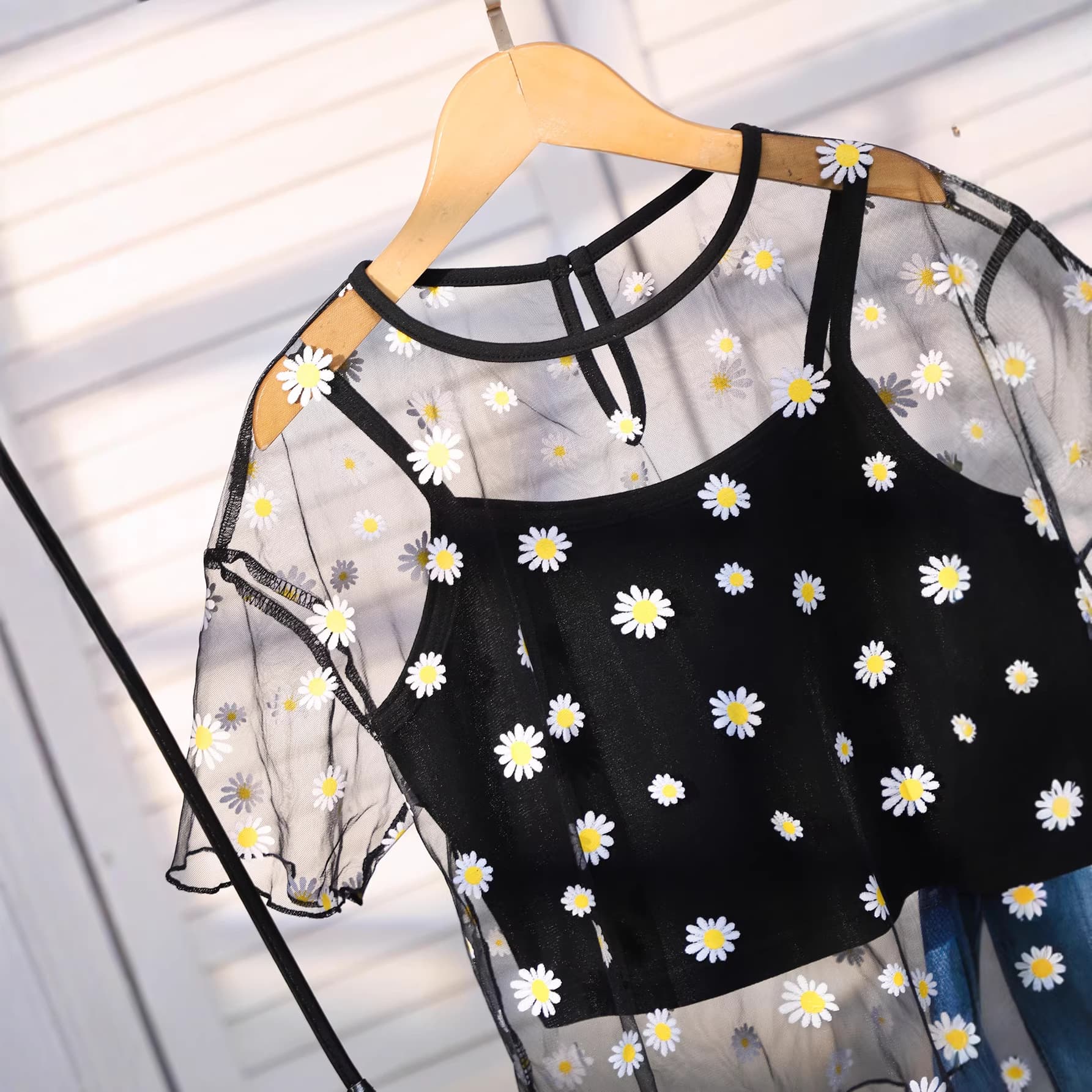 Cross-Border Trade Girls 8-12 Years Old Summer Mesh Daisy Print Top with Solid Color Camisole and Anti-Denim Shorts