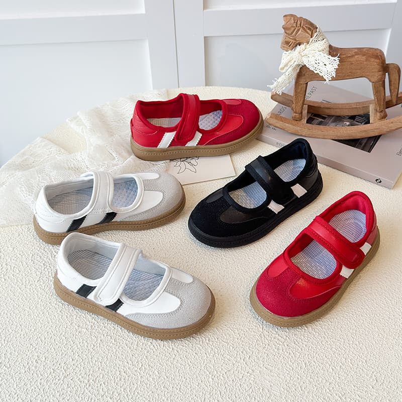 Girls Leather Shoes Breathable Soft Sole Comfortable Low-Top Sneakers German Training Shoes Solid Color Versatile Casual Flat Shoes