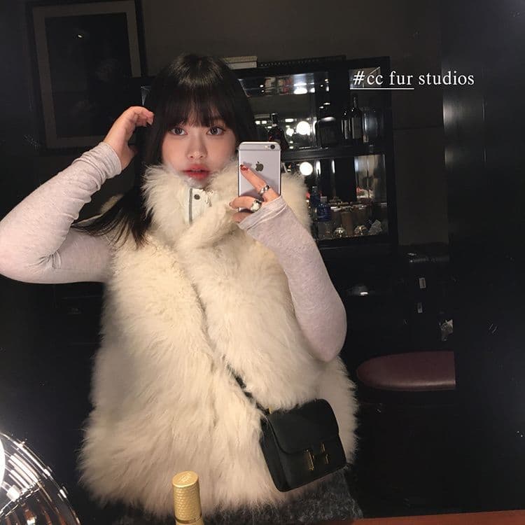 Atmosphere-enhancing Structured Dropped Shoulder Versatile Vest, Fox Fur Faux Fur Cape Jacket for Women