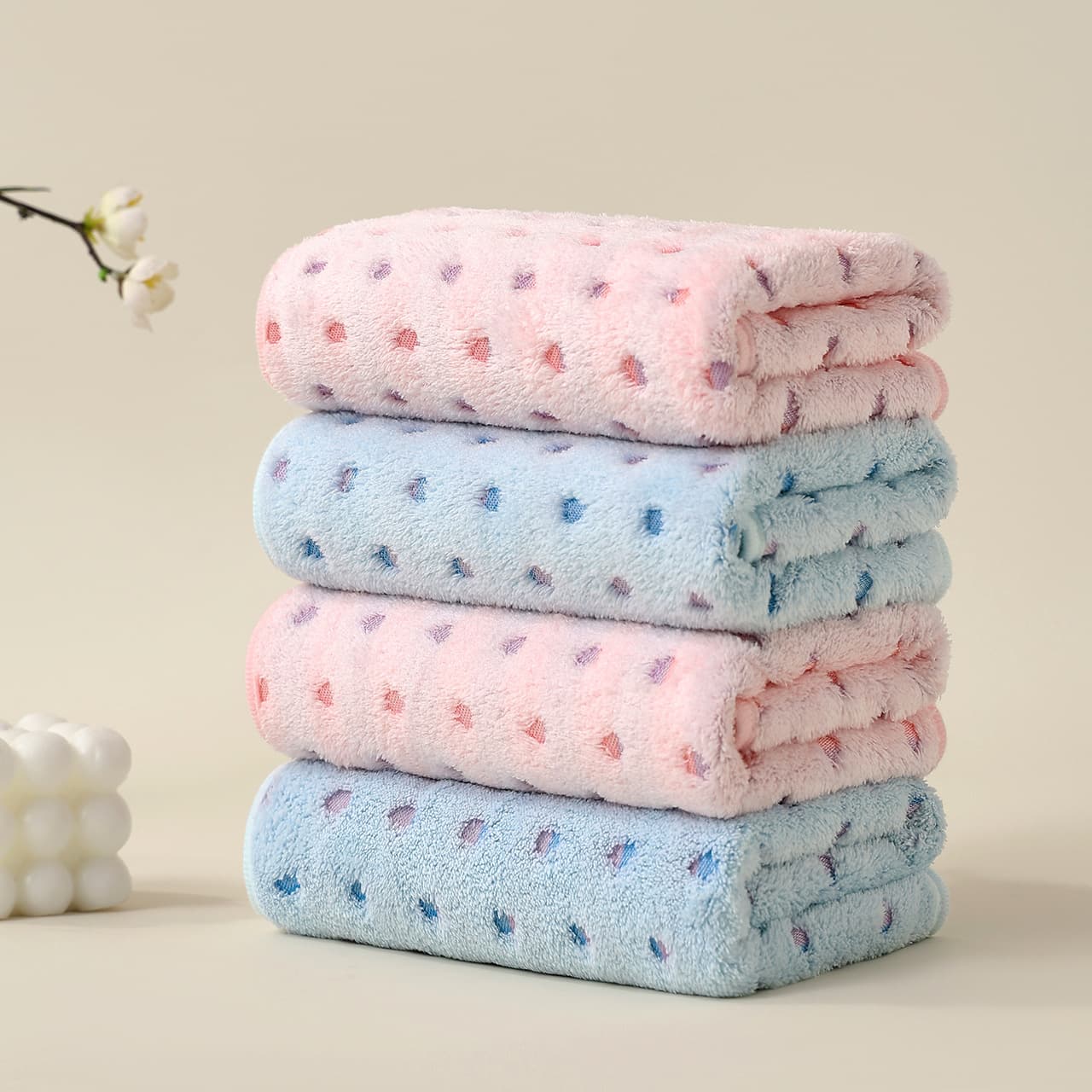Coral Fleece Towel Set, Cute Face Towel, Universal Soft Absorbent Bath Towel, Large Polka Dot, Gift Towel, Cross-border