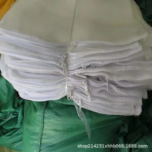 Fish pond and aquarium filter media nylon zippered mesh bags, thickened ultra-dense mesh for bacterial filtration.