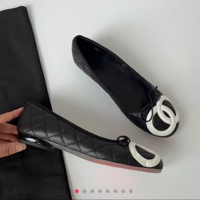 Sheepskin Version ~ 2cm Small Height-Increasing Small Fragrant Quilted Flats for Women French Retro Commuter Ballet Flats