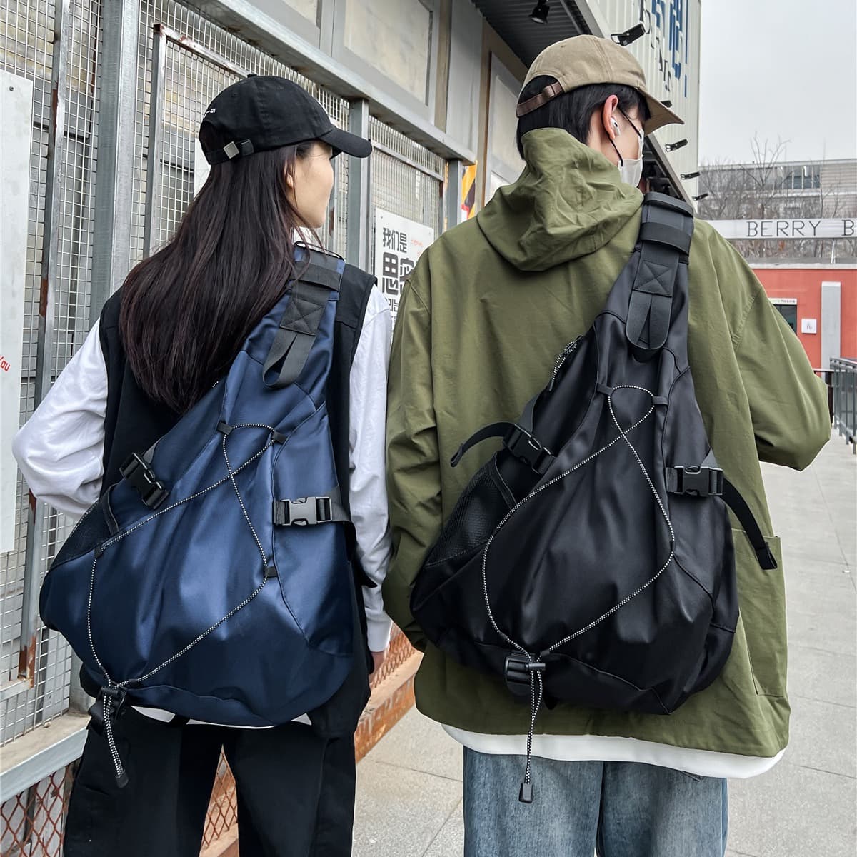 Men's Crossbody Bag New Trendy Large Capacity Sports Sling Bag Student Personality Outdoor Utility Shoulder Bag