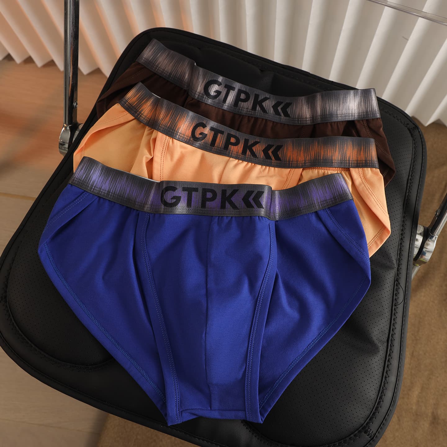 Men's cotton high-cut briefs underwear, men's cotton breathable mid-waist large size sexy high-cut briefs youth underwear