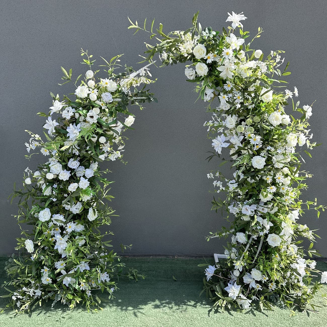 New Wedding Iron Arch Flower Stand Horn-Shaped Door Outdoor Wedding Decoration Arch Wedding Background Decoration