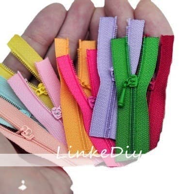 0CM05 Small DIY Zipper - Even Smaller Than a Standard Zipper - Soldier Doll Accessories