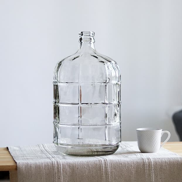3-Gallon Small Mouth Vase, Large Belly Vase, Checkered Transparent Glass Vase, Glass Water Bucket, Wine Bottle