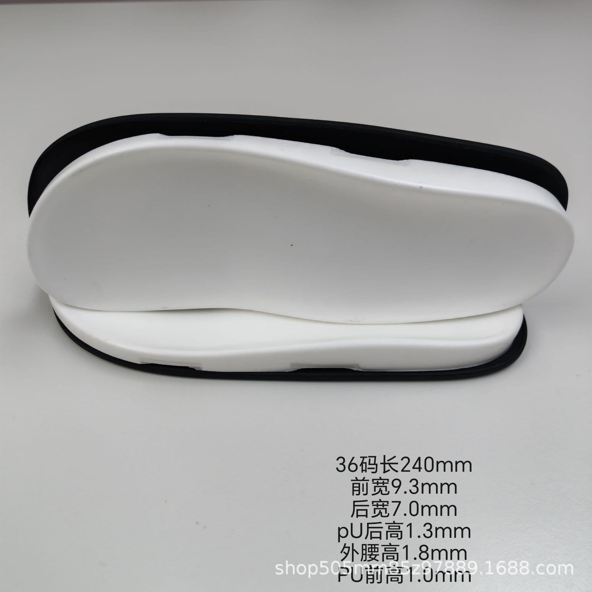 Factory wholesale new sandal soles, slipper soles, rubber with PU soles, fashionable and comfortable double-layer outsoles