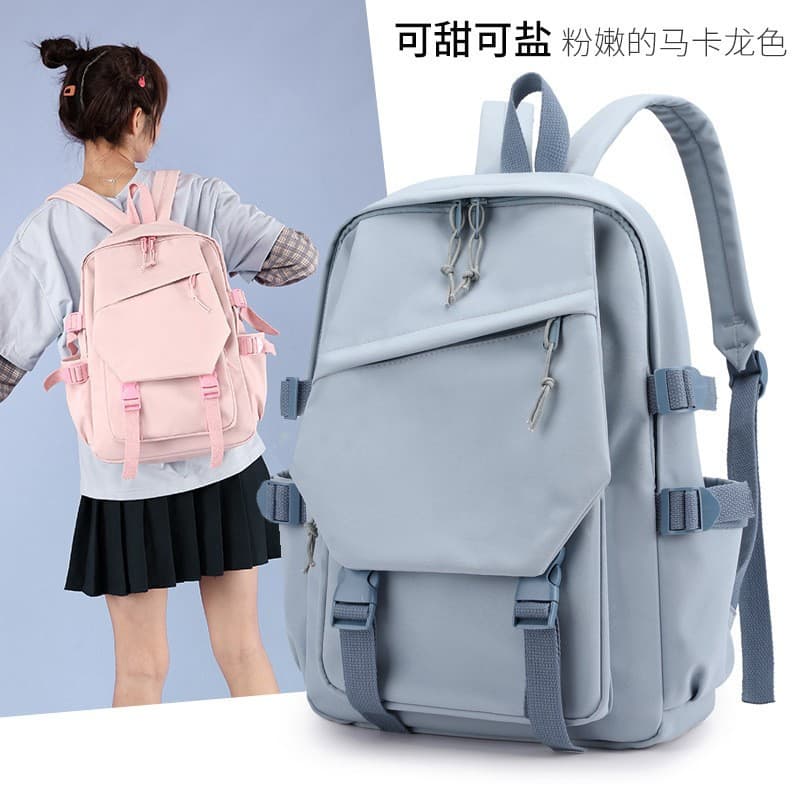 We can customize anime-themed student backpacks, lightweight computer backpacks, and large-capacity backpacks based on your provided images.